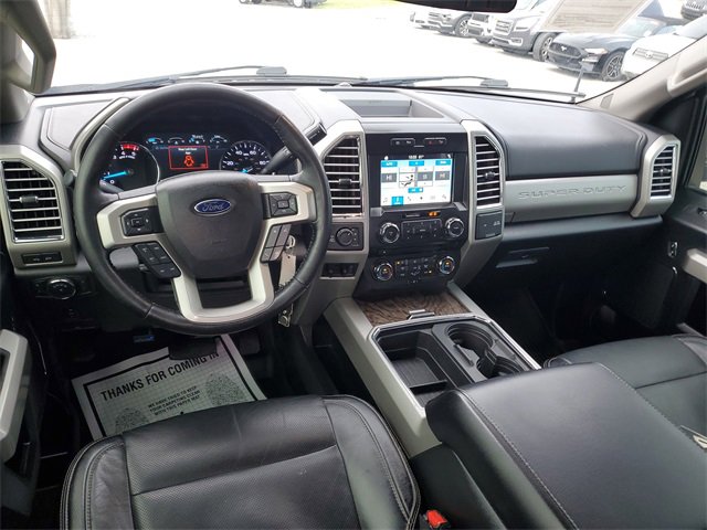 Used 2017 Ford F250 Lariat w/ Chrome Package image 10