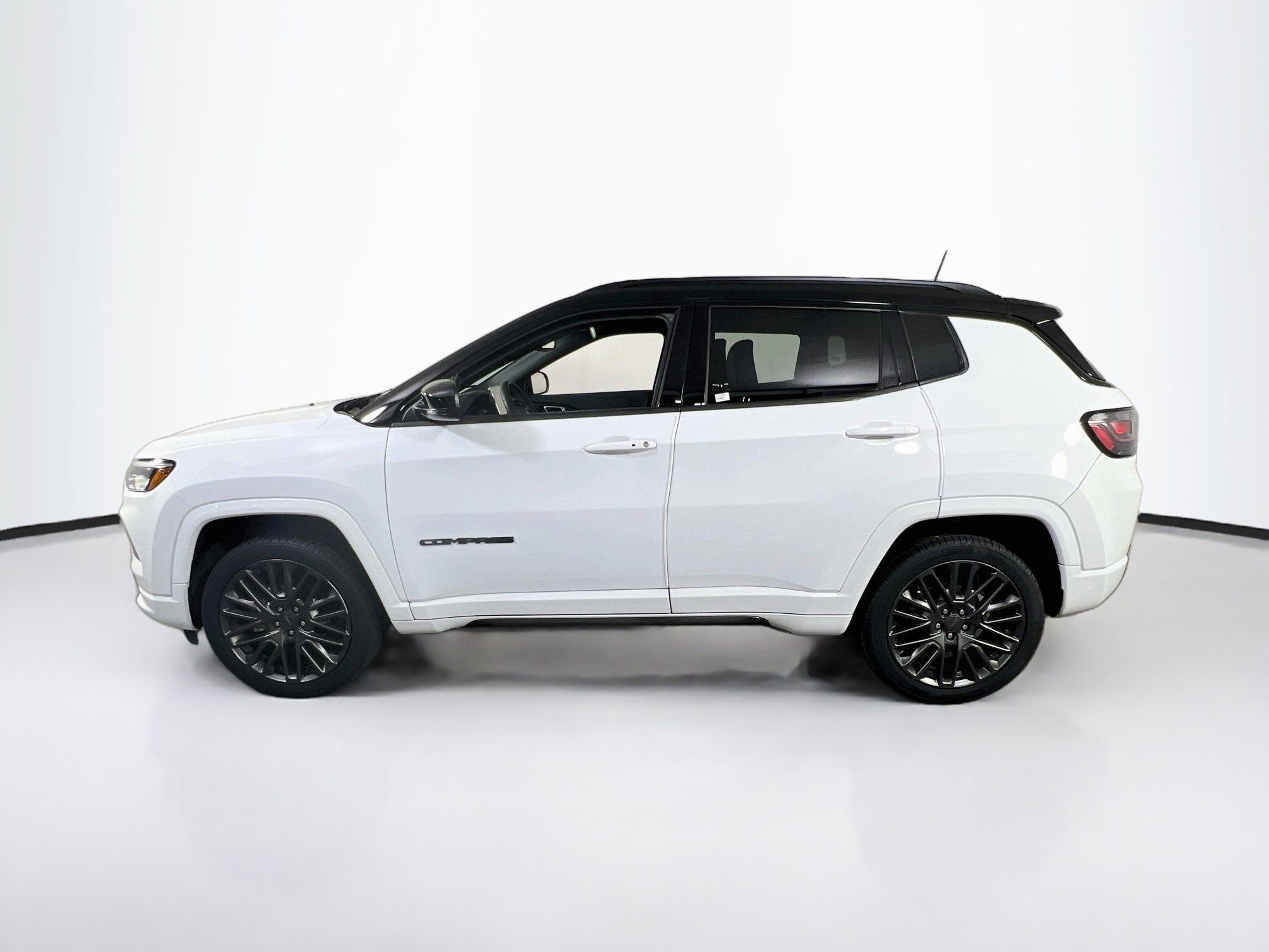 Used 2022 Jeep Compass High Altitude AWD/4WD image 8