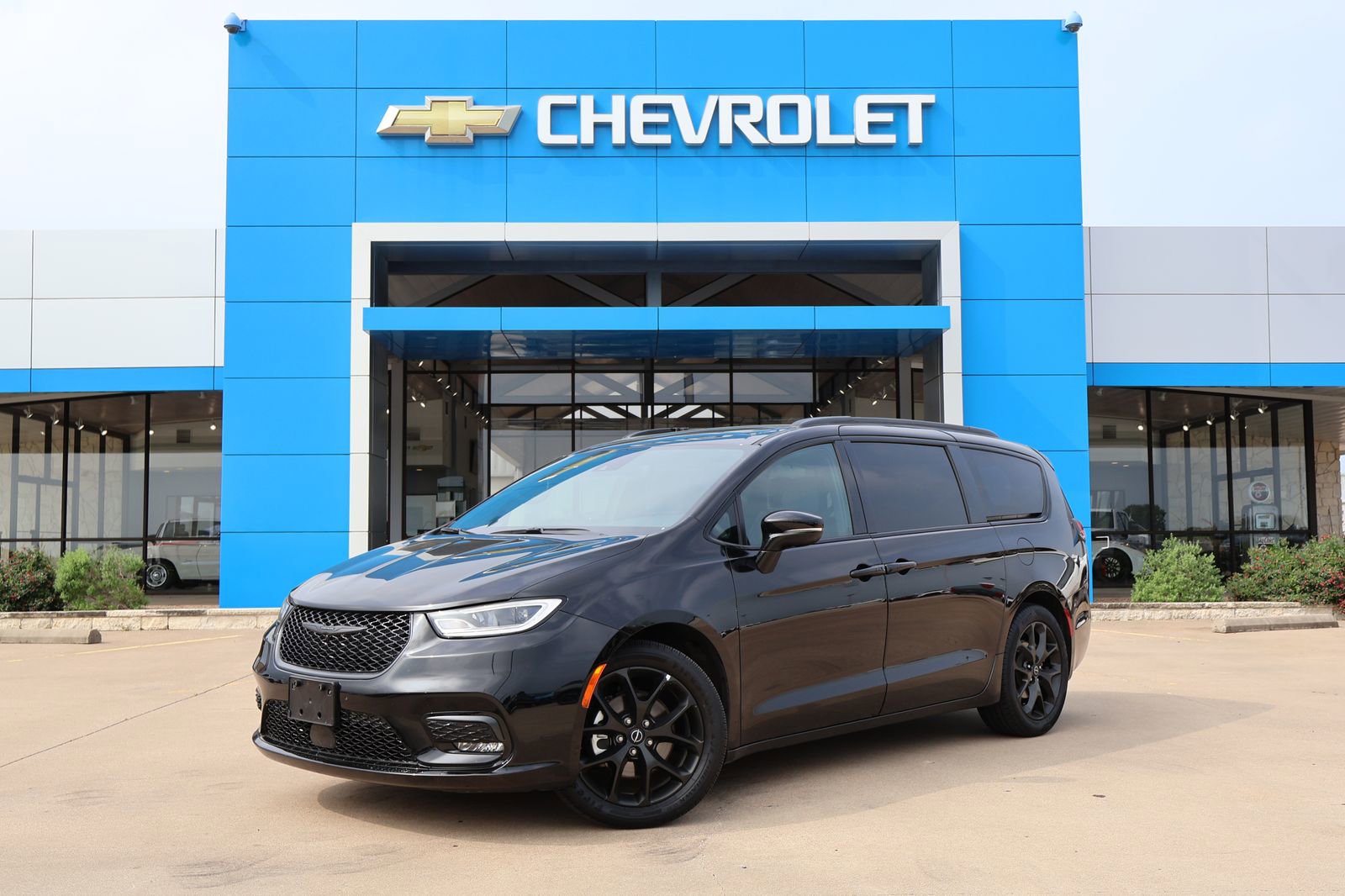 Used 2025 Chrysler Pacifica Limited