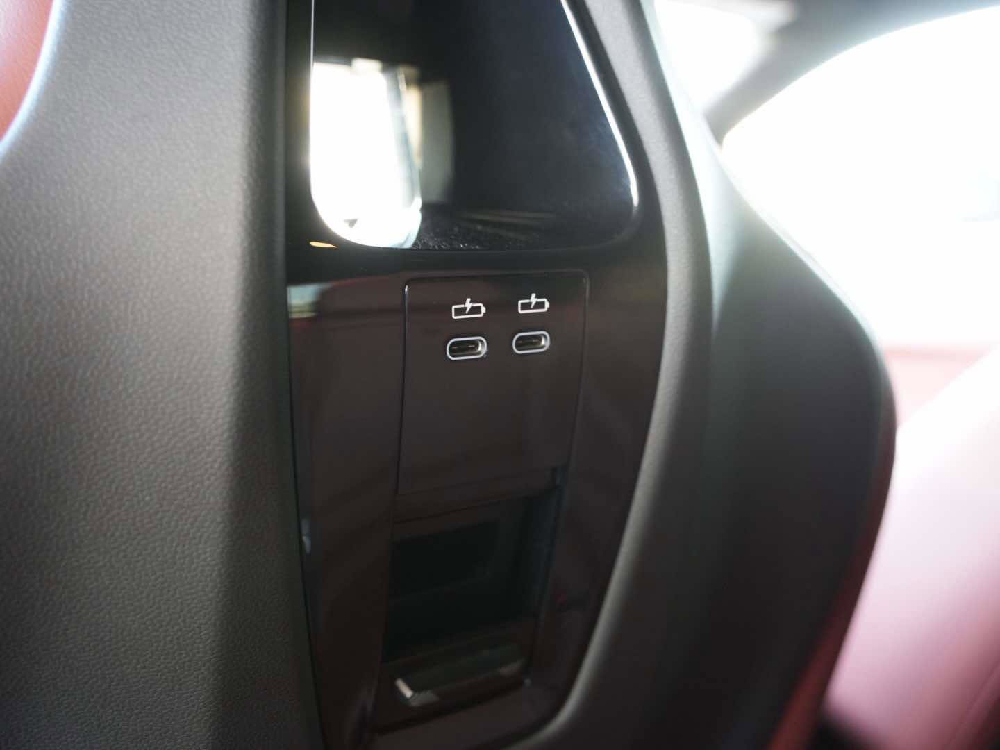 Used 2022 BMW iX xDrive50 image 20