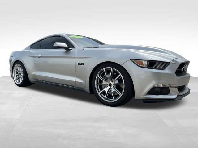 Used 2015 Ford Mustang GT Premium w/ Equipment Group 401A RWD image 7