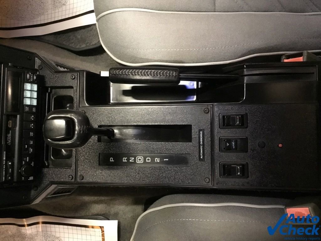 Used 1987 Chevrolet Camaro Z28 image 33
