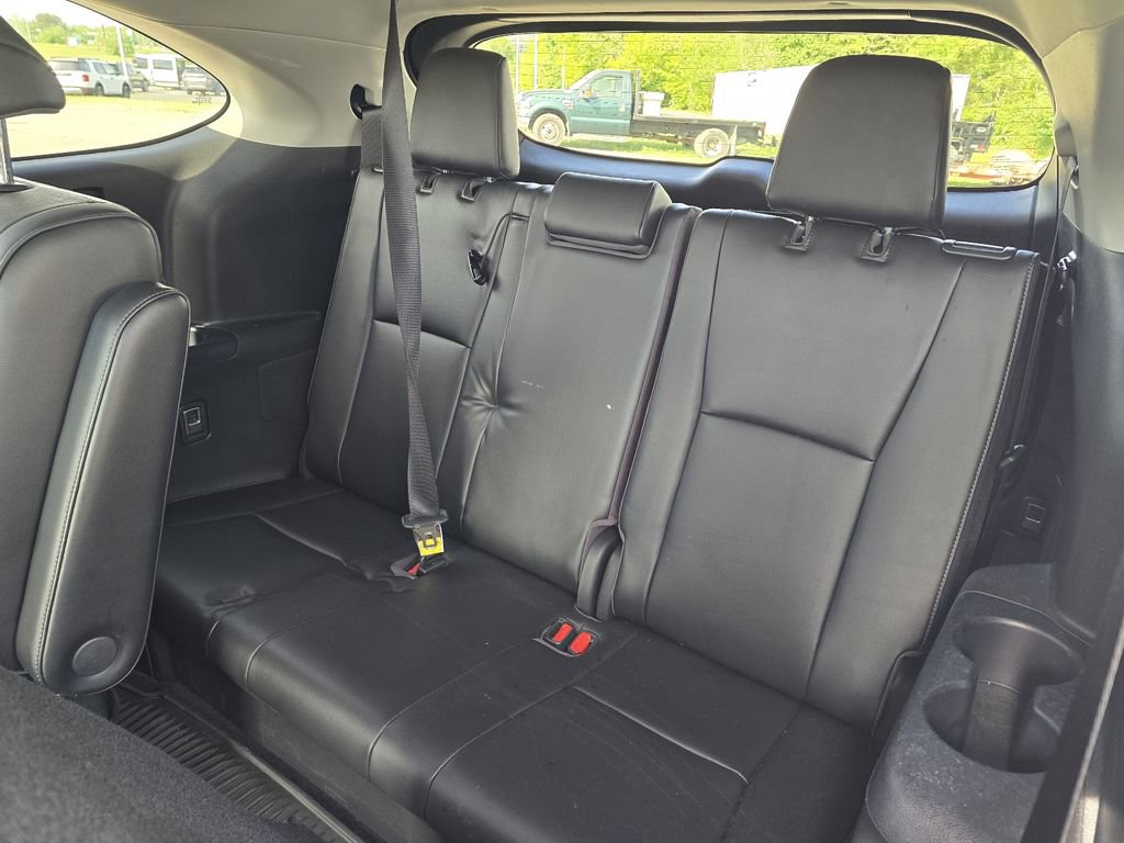 Used 2022 Toyota Highlander Platinum image 10