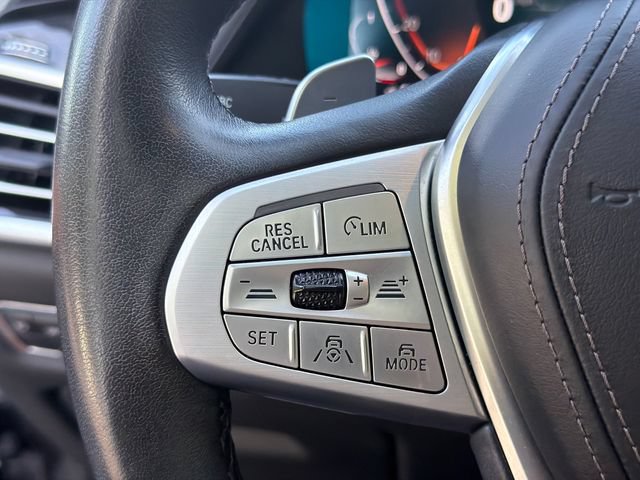 Used 2021 BMW X7 xDrive40i w/ Premium Package AWD/4WD image 25
