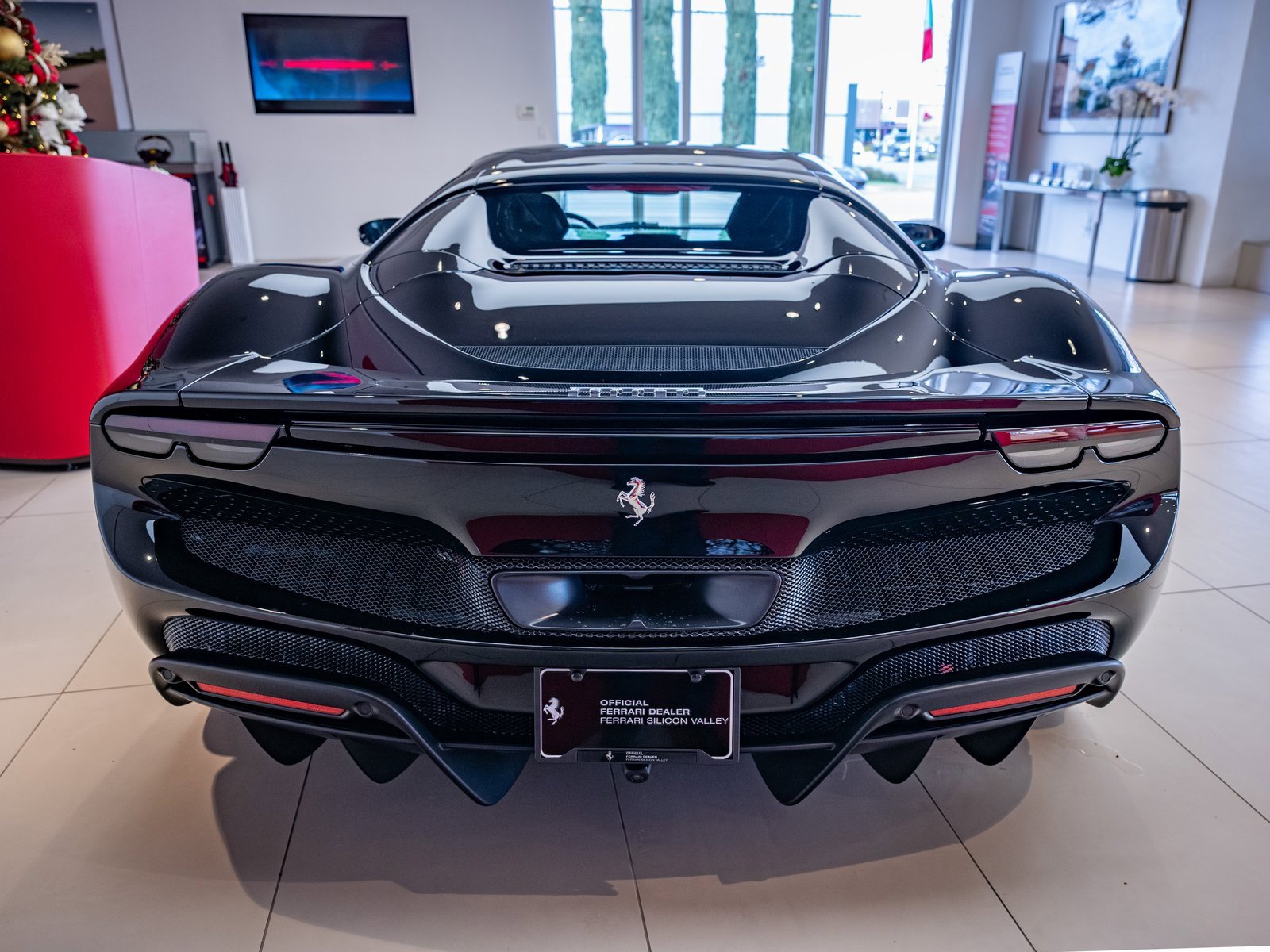 Used 2025 Ferrari 296 GTS image 30