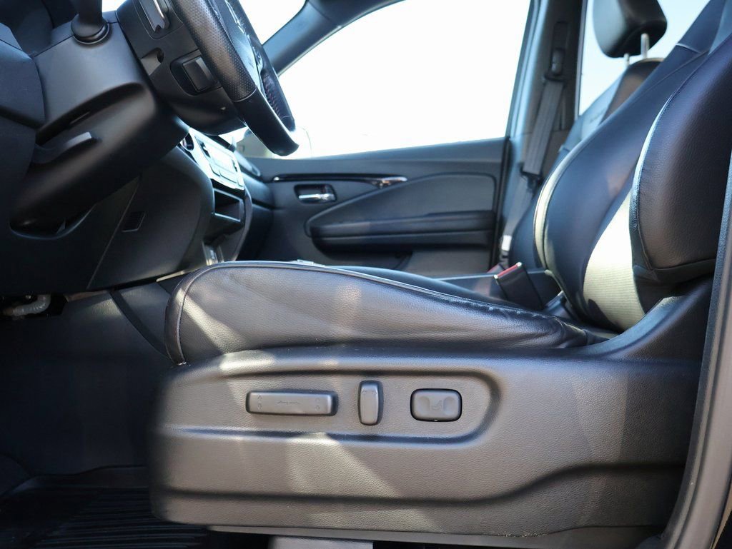 Certified 2023 Honda Ridgeline Black Edition image 31