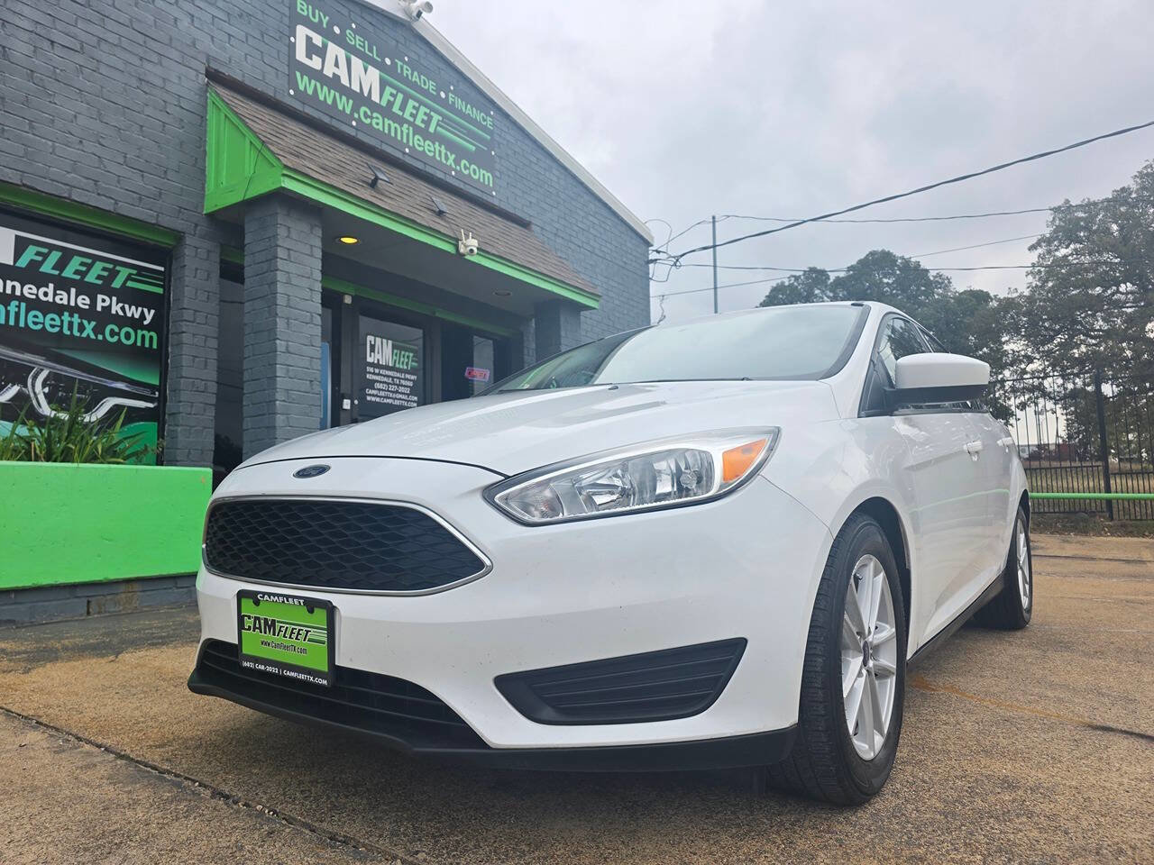 Used 2018 Ford Focus SE image 2