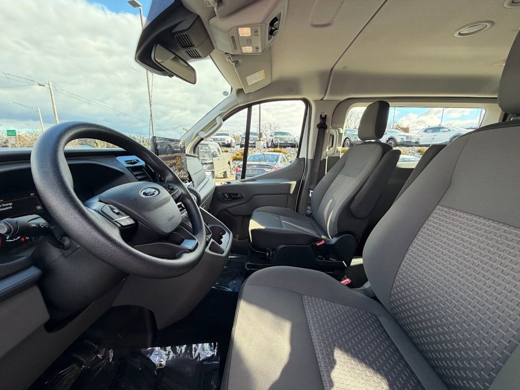 Used 2023 Ford Transit 350 XLT image 10