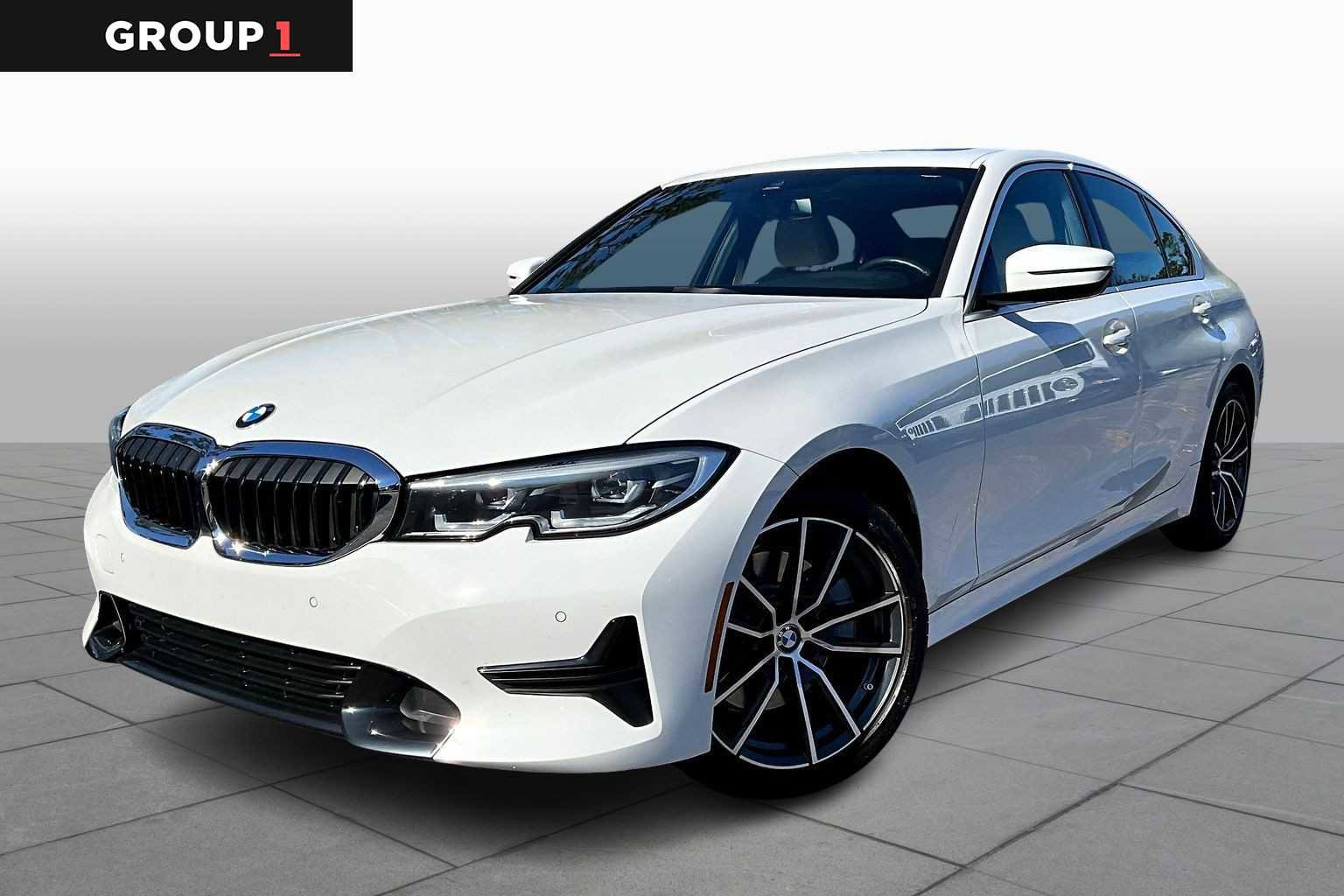 Certified 2022 BMW 330i Sedan w/ Premium Package 2