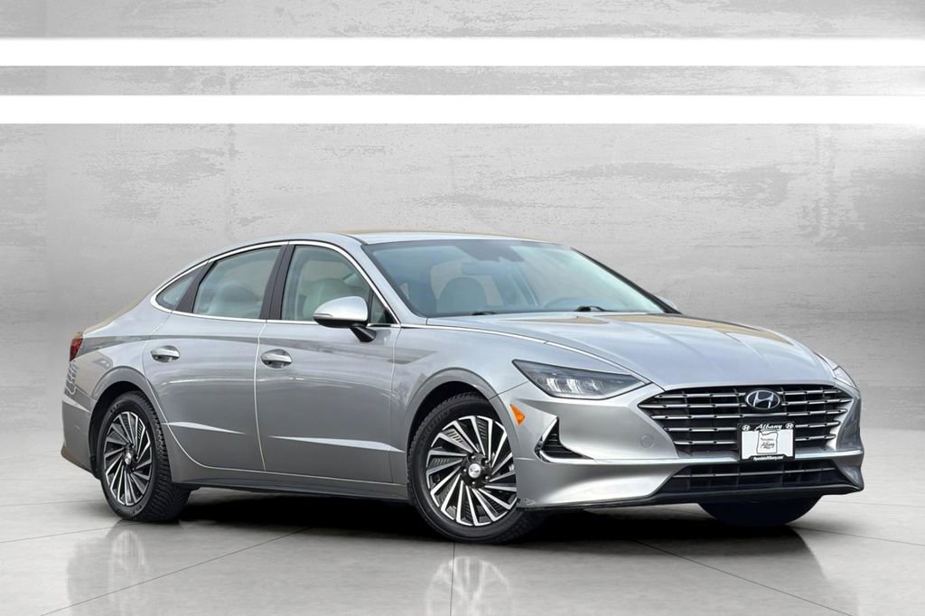 Used 2021 Hyundai Sonata SEL image 2