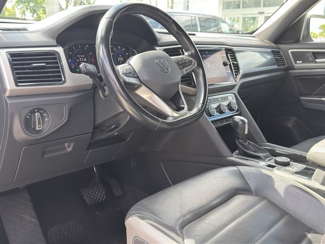 Certified 2020 Volkswagen Atlas Cross Sport SEL Premium AWD/4WD image 13