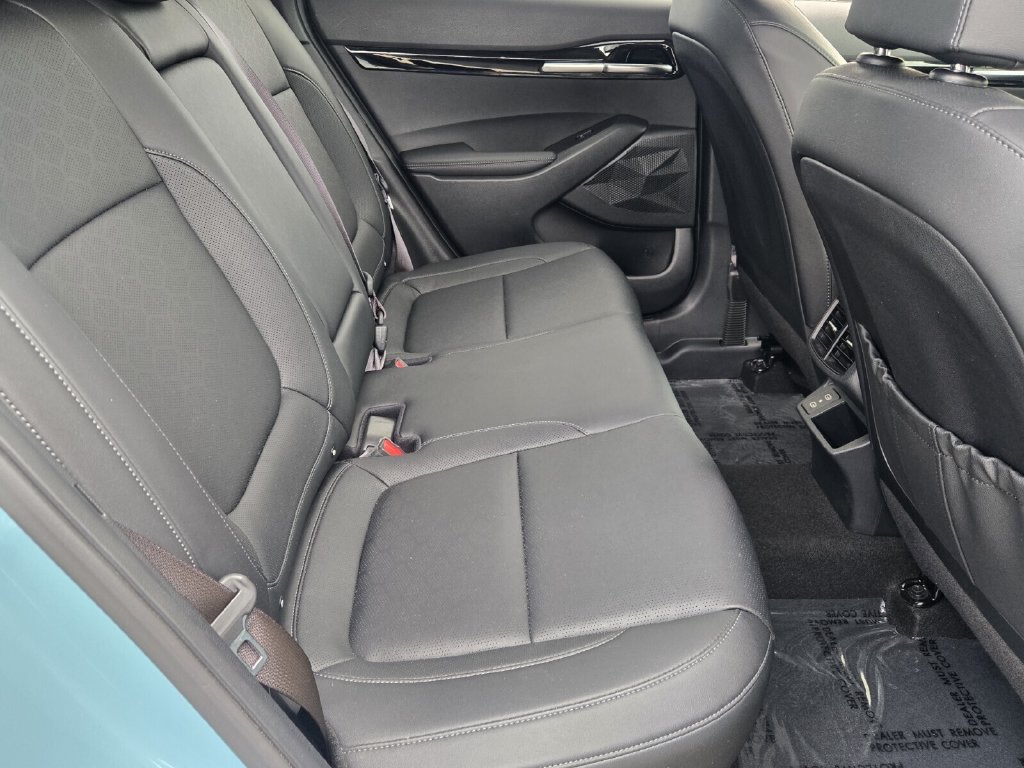 Used 2024 Kia Seltos EX FWD image 15