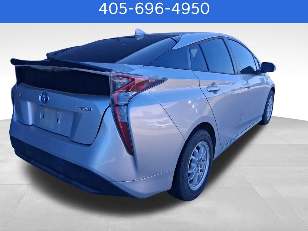 Used 2016 Toyota Prius Two image 4
