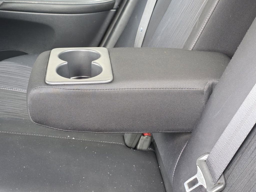 Used 2016 Nissan Sentra SV image 10