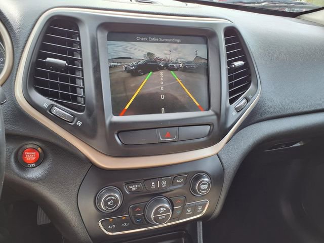 Used 2017 Jeep Cherokee 75th Anniversary image 18