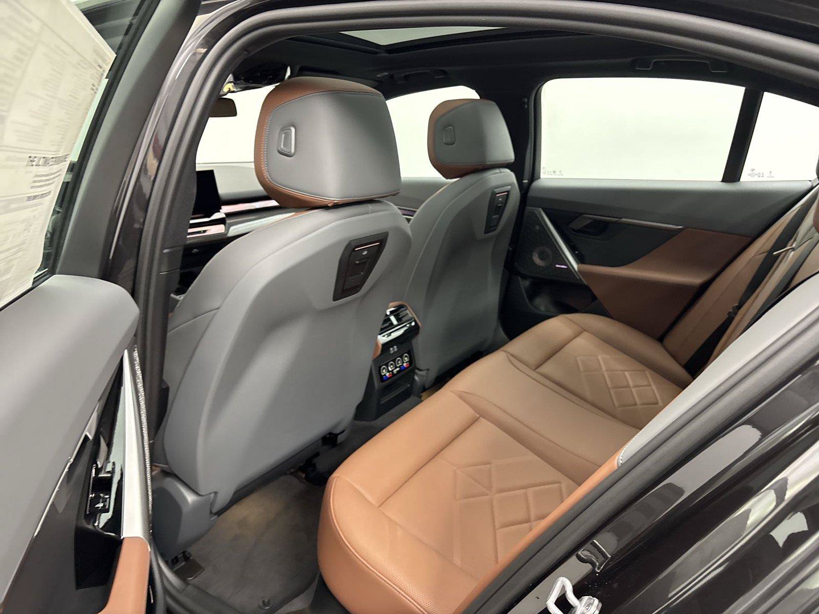 New 2026 BMW i5 M60 AWD/4WD image 29