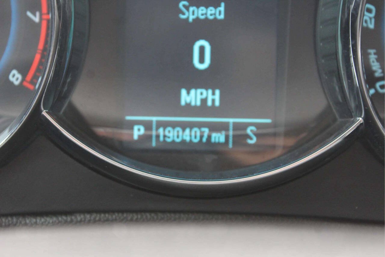 Used 2014 Chevrolet Cruze LT w/ RS Package FWD image 9