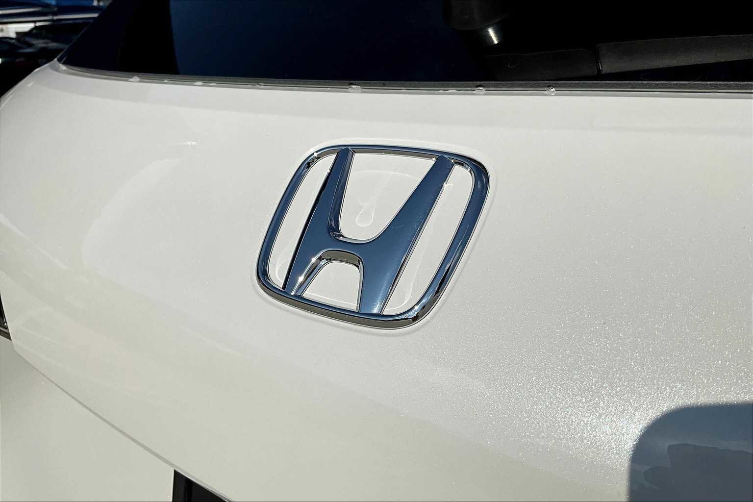 Used 2026 Honda HR-V LX image 15
