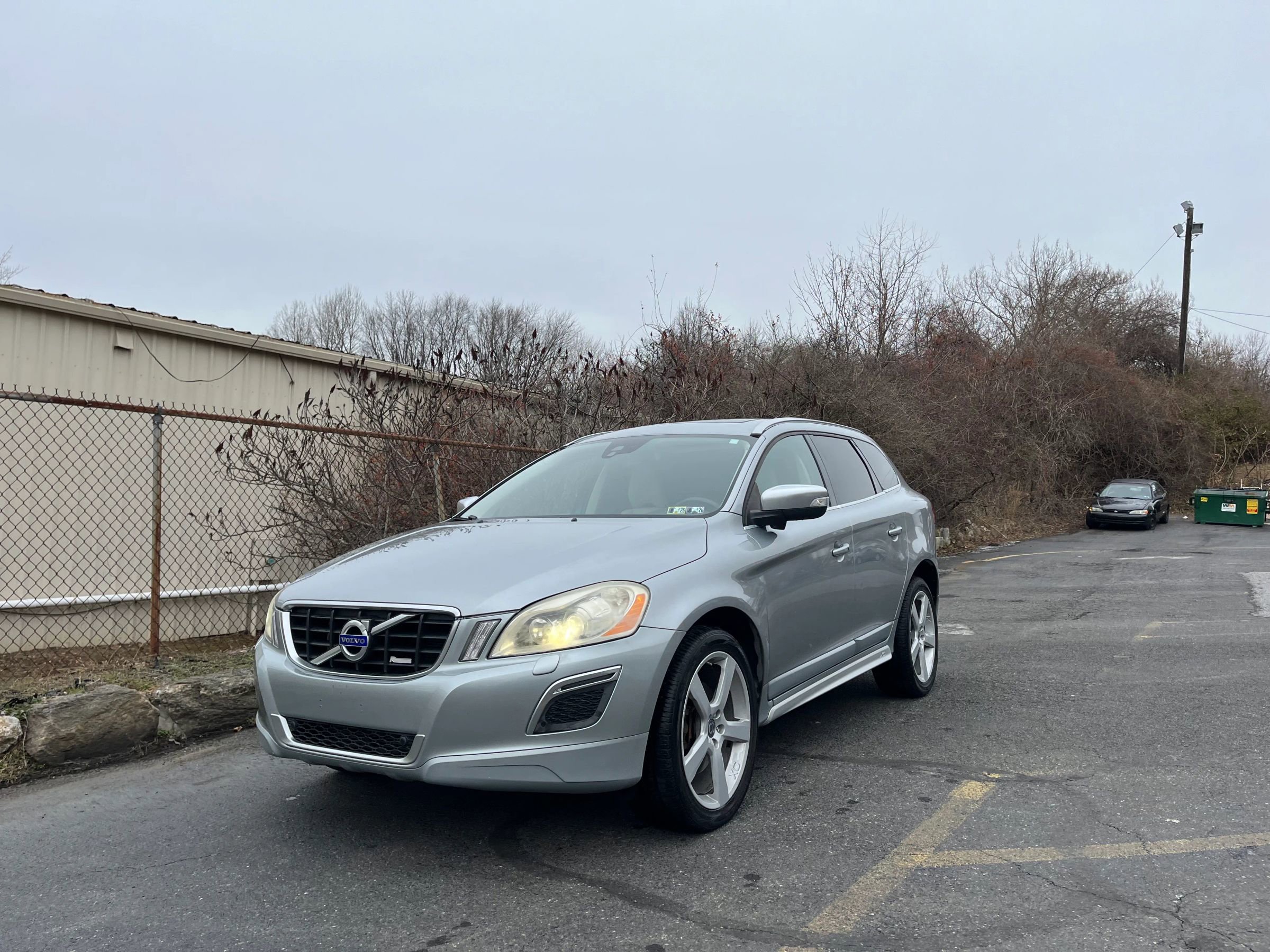 Used 2012 Volvo XC60 T6 R-Design image 7