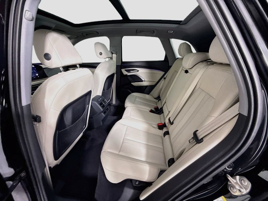New 2026 Audi Q5 Premium AWD/4WD image 23