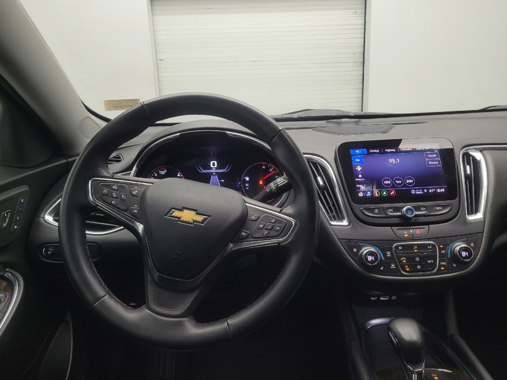 Used 2024 Chevrolet Malibu LT FWD image 22