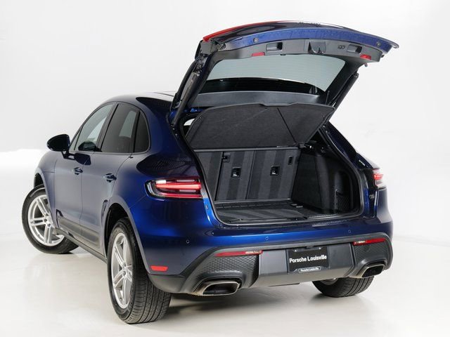 Certified 2023 Porsche Macan image 35