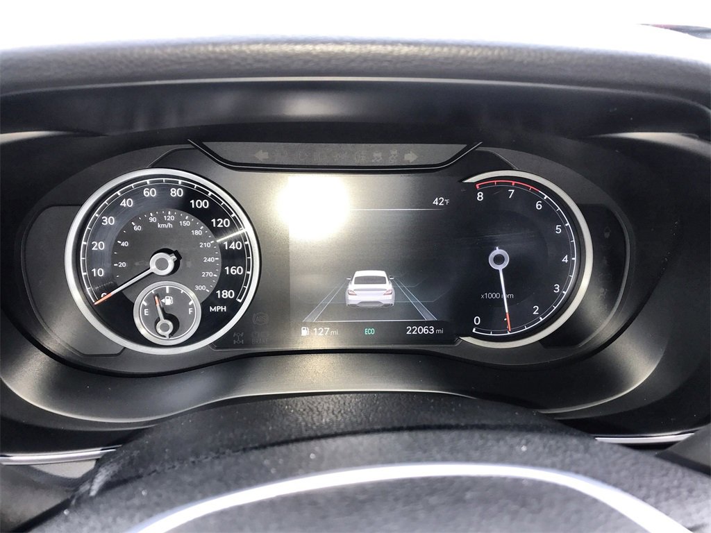 Used 2023 Genesis G70 3.3T image 15