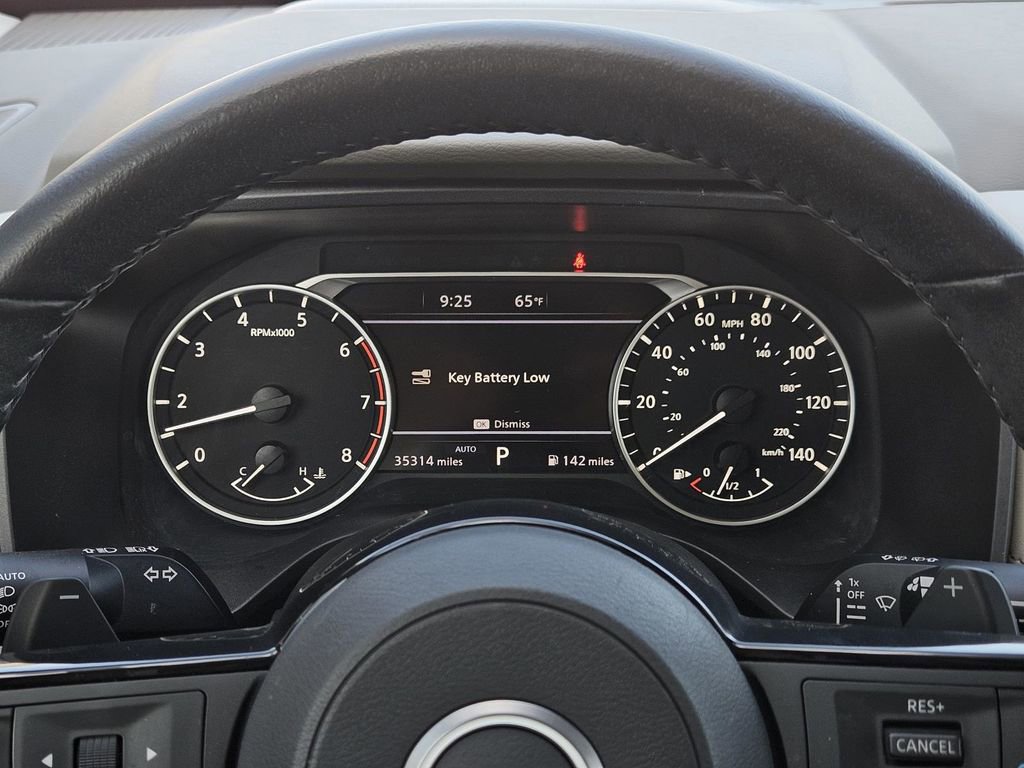 Used 2023 Nissan Rogue SL image 18