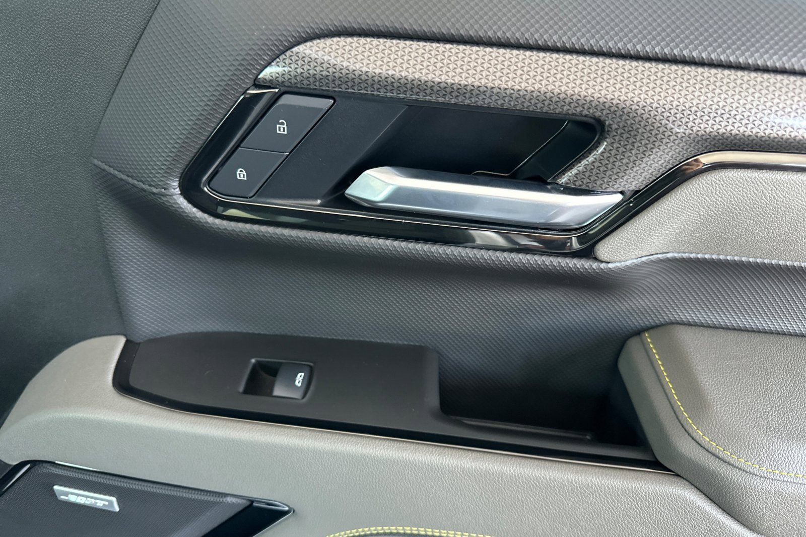 Used 2025 Chevrolet Silverado 1500 ZR2 w/ Technology Package image 22