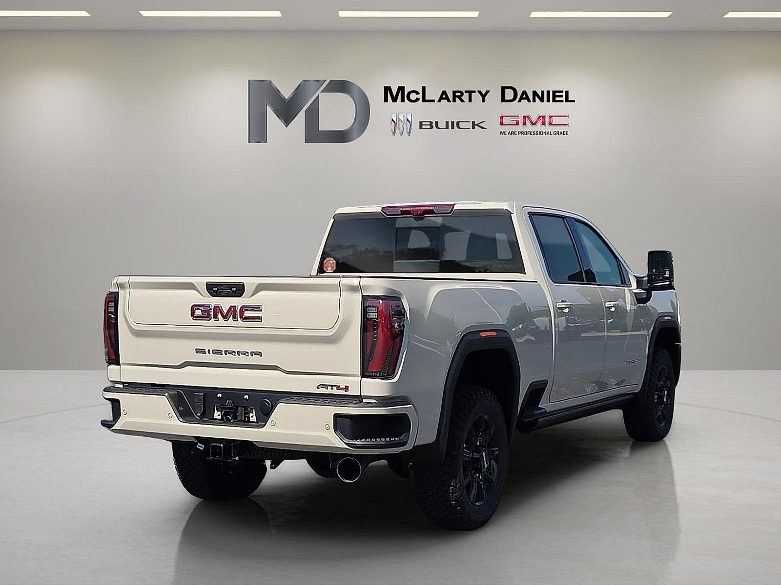 New 2026 GMC Sierra 3500 AT4 w/ AT4 Premium Plus Package AWD/4WD image 5