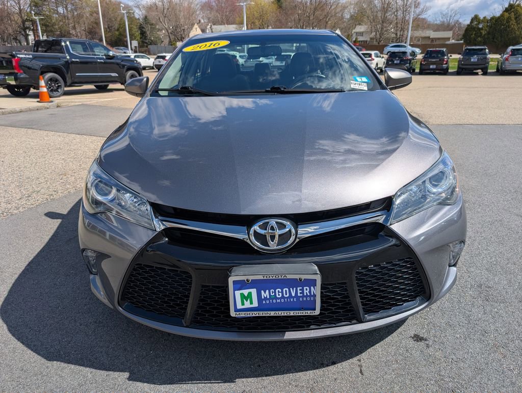 Used 2016 Toyota Camry XSE w/ Moonroof Package FWD image 8