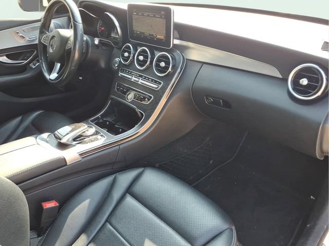 Used 2018 Mercedes-Benz C 300 4MATIC Sedan image 24