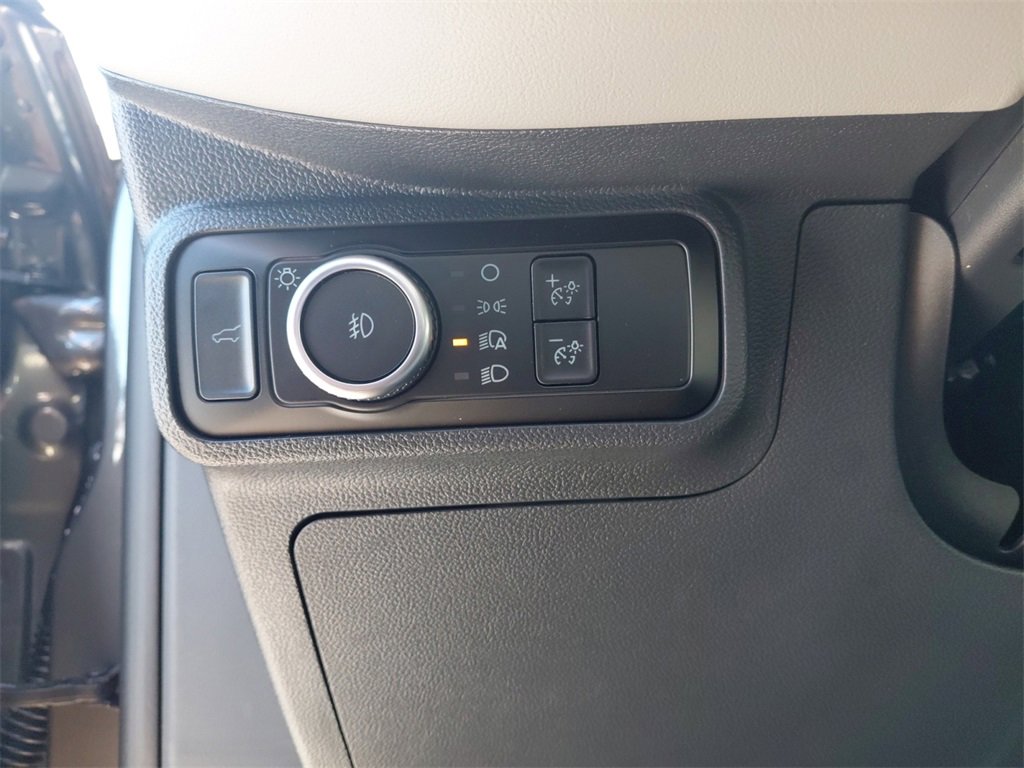 New 2026 Ford Explorer Active image 31