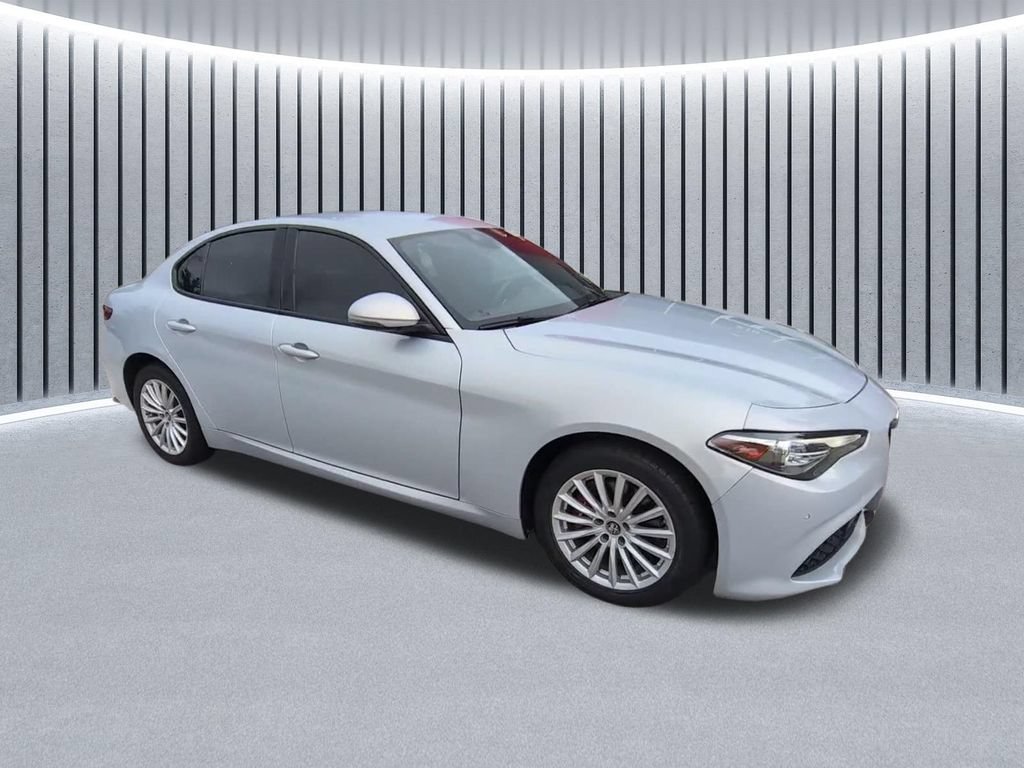 Used 2022 Alfa Romeo Giulia Sprint AWD/4WD image 19