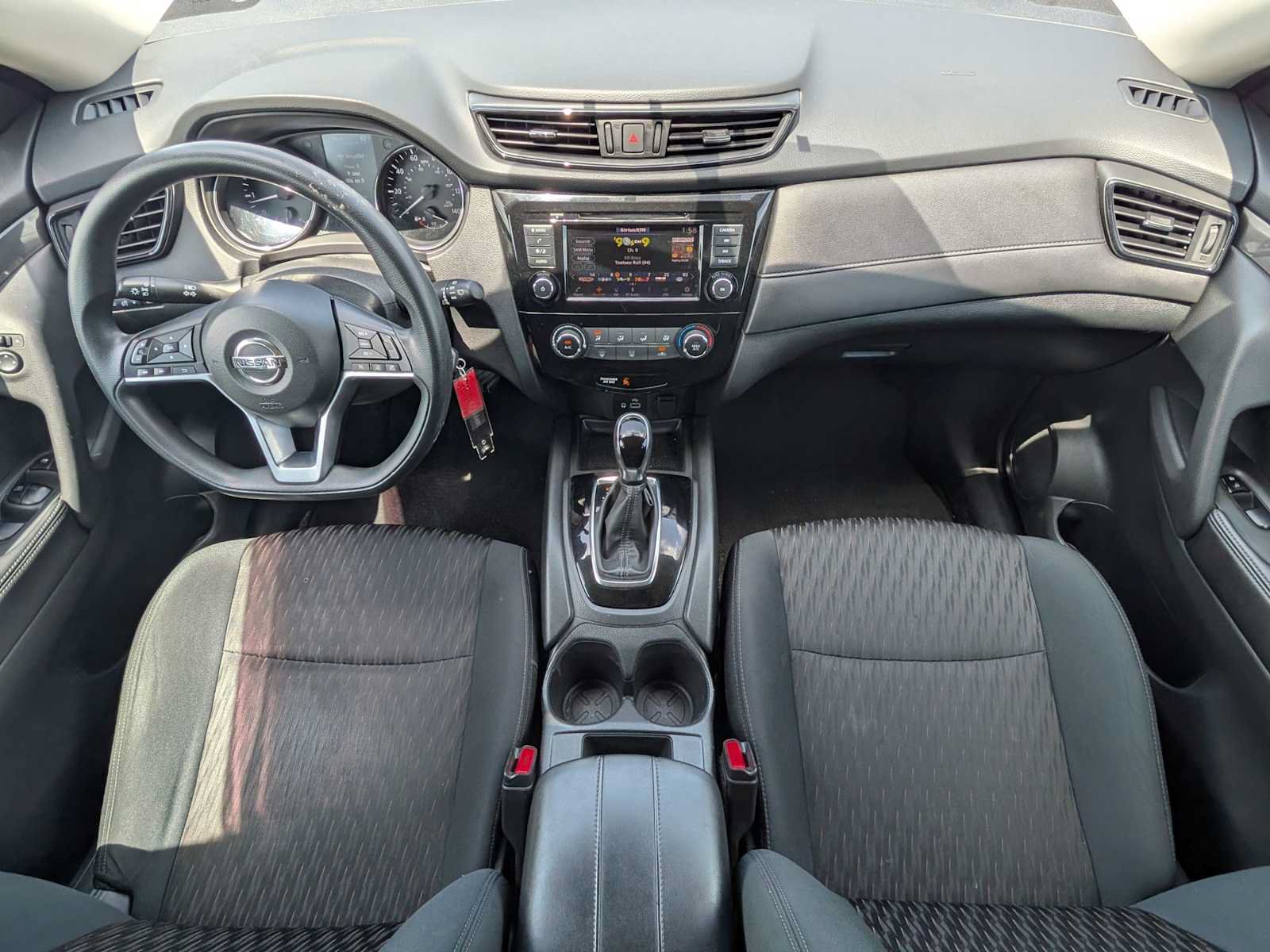 Used 2018 Nissan Rogue S AWD/4WD image 21