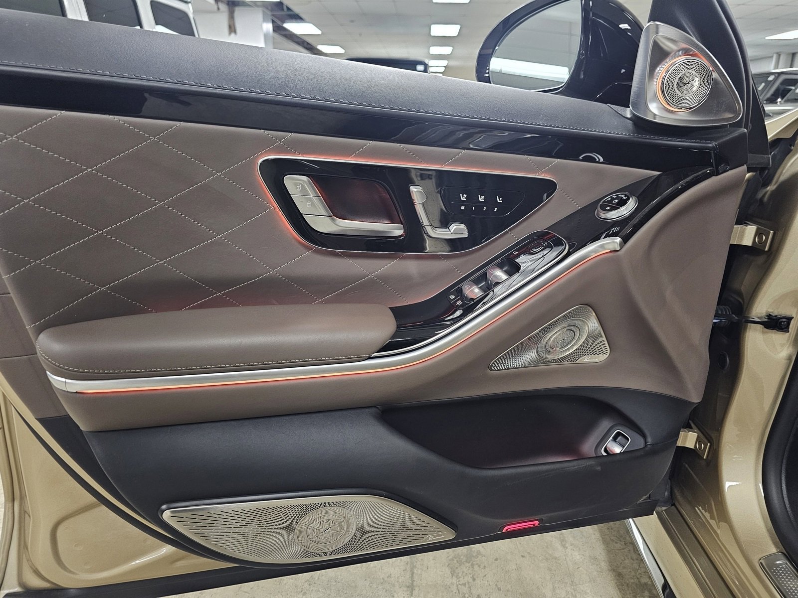 Used 2023 Mercedes-Benz S 580 4MATIC Sedan image 10