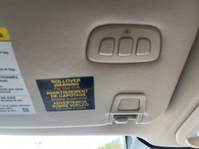 Used 2021 Lincoln Corsair AWD w/ Premium Package image 34