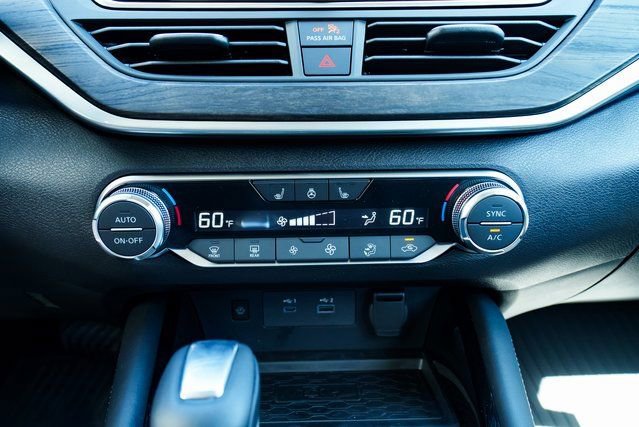 New 2025 Nissan Altima 2.5 SL image 15