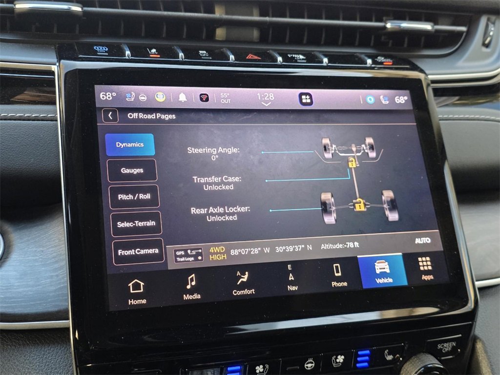 Used 2023 Jeep Grand Cherokee 4WD 4xe w/ Luxury Tech Group II image 28