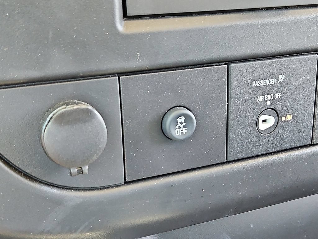 New 2026 Chevrolet Express 3500 w/ Power Convenience Package RWD image 14