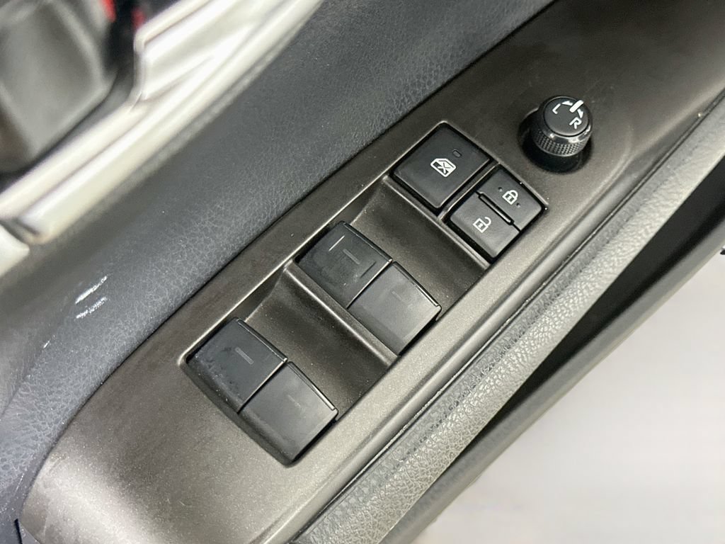 Used 2023 Toyota Camry SE FWD image 20