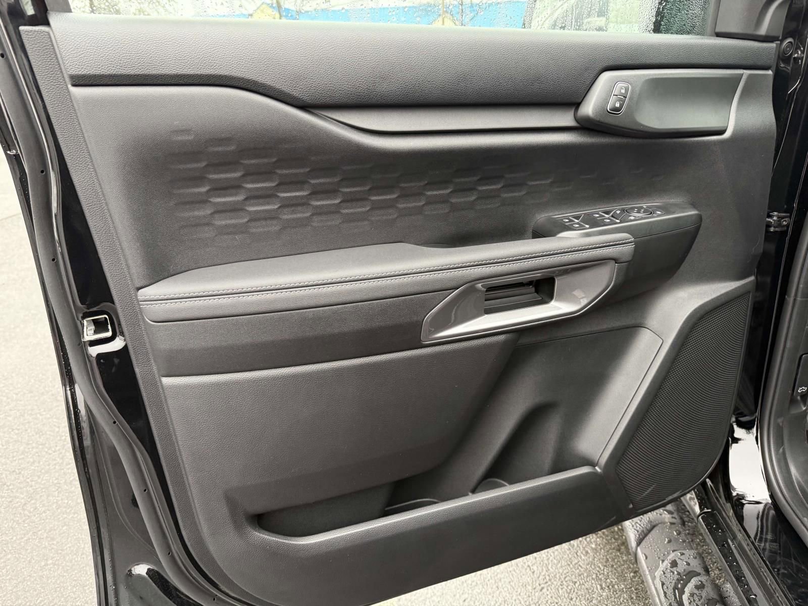 New 2025 Ford Ranger XLT w/ FX4 Off-Road Package image 8