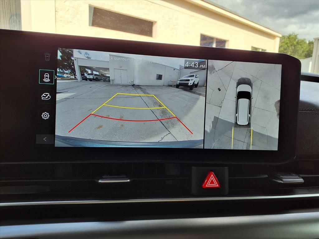 Used 2026 Kia Carnival SX Prestige FWD image 24