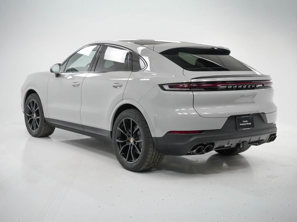 Certified 2025 Porsche Cayenne Coupe image 3