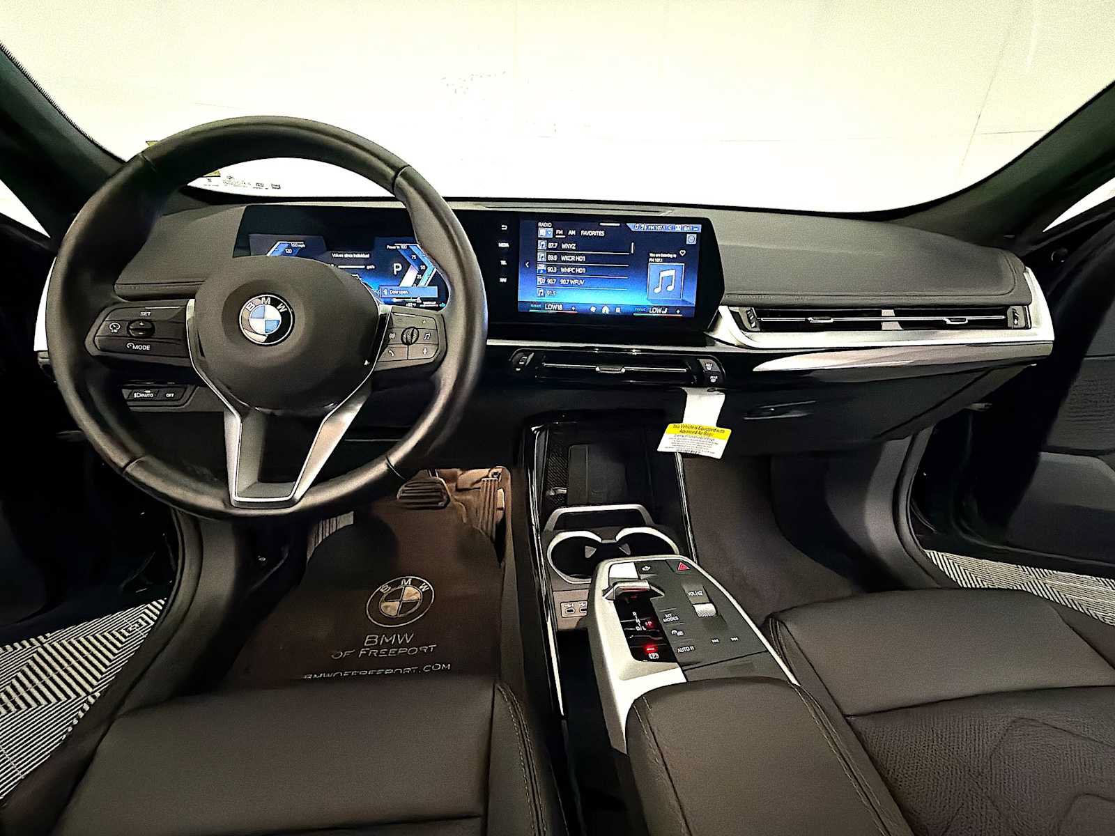 Used 2024 BMW X1 xDrive28i w/ Convenience Package AWD/4WD image 14