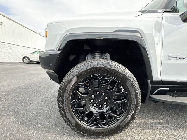 New 2025 GMC Hummer EV 2X image 10