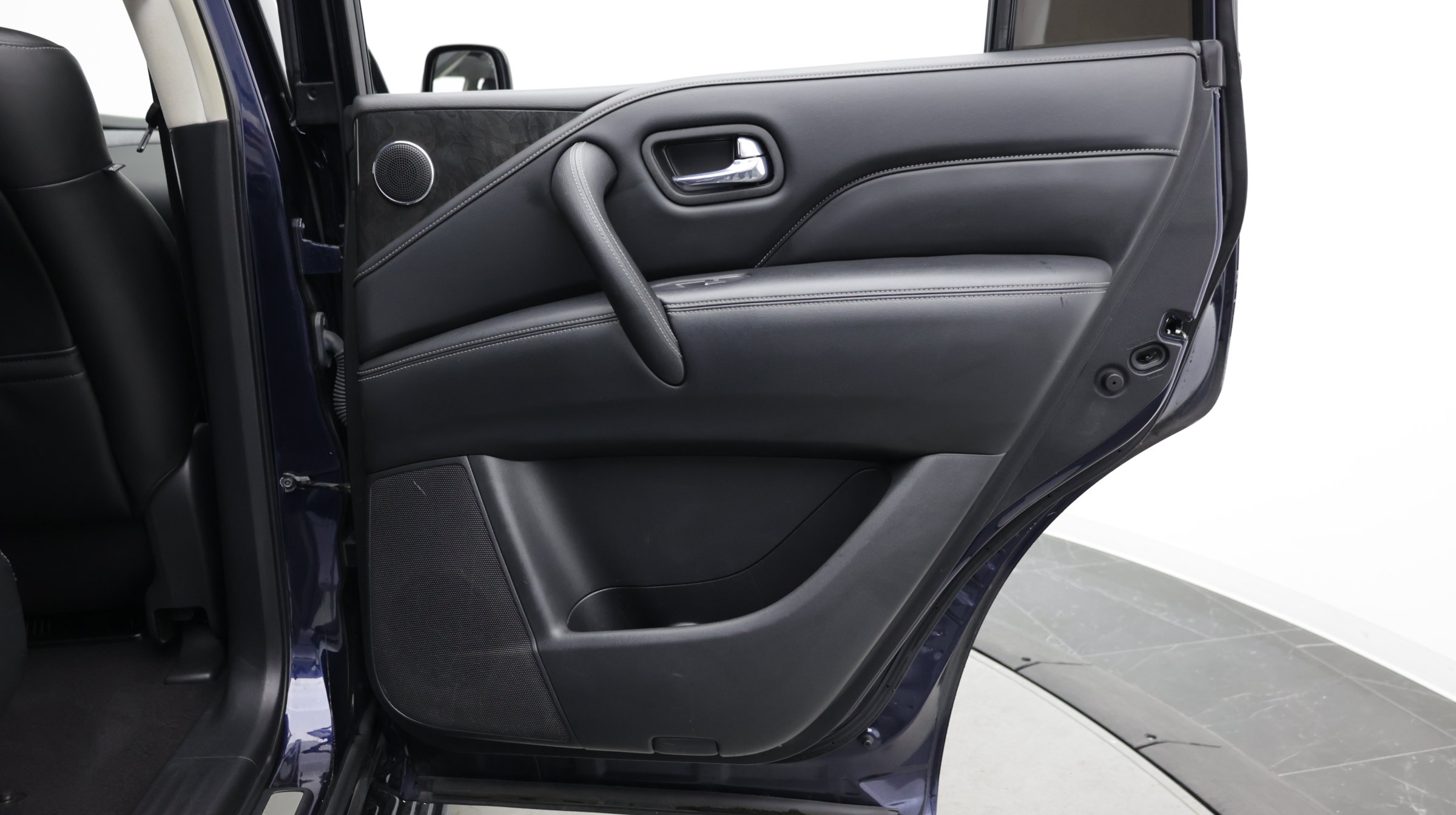 Used 2021 INFINITI QX80 Luxe RWD image 40