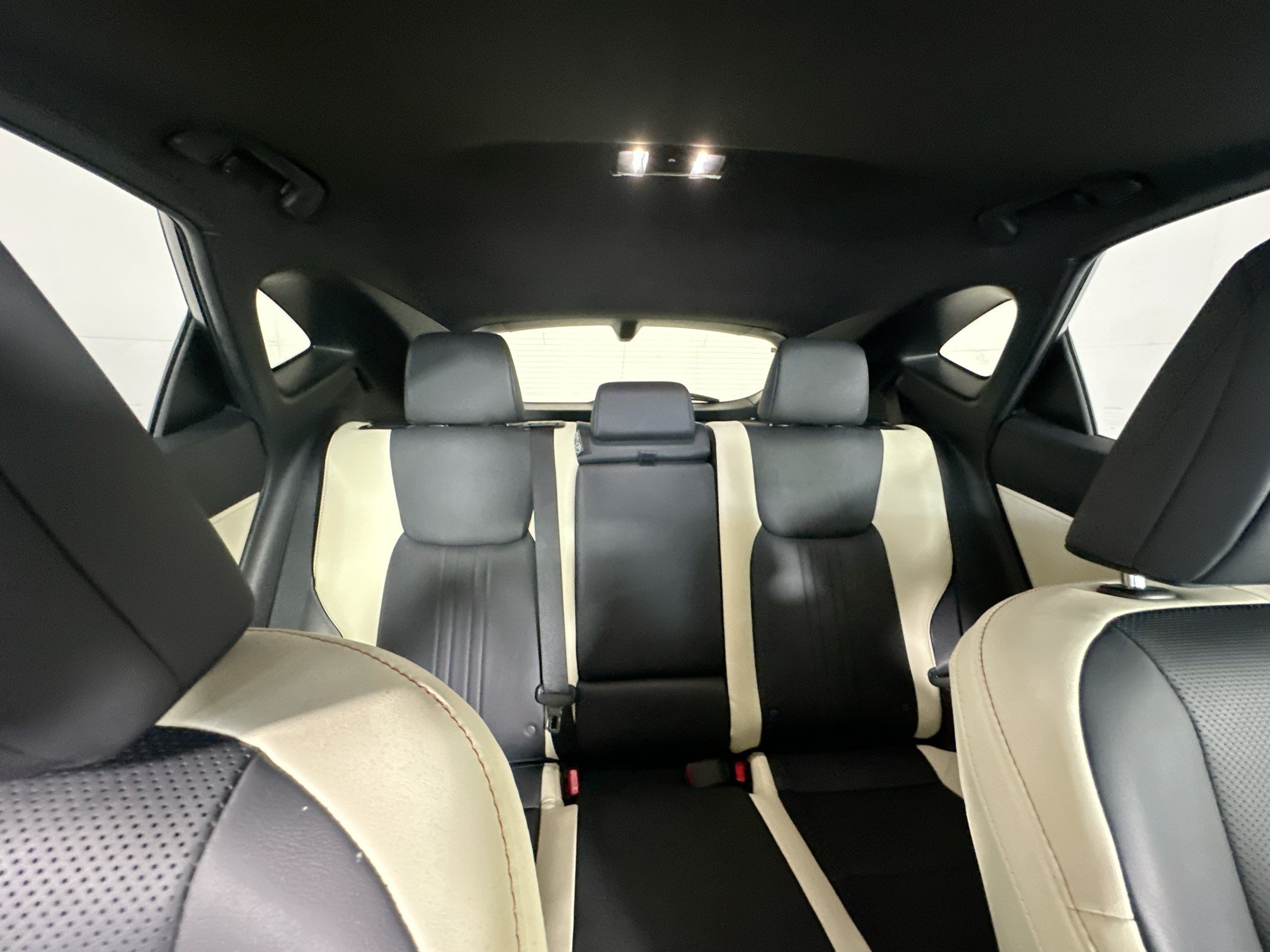 Used 2024 Lexus NX 350h AWD image 30
