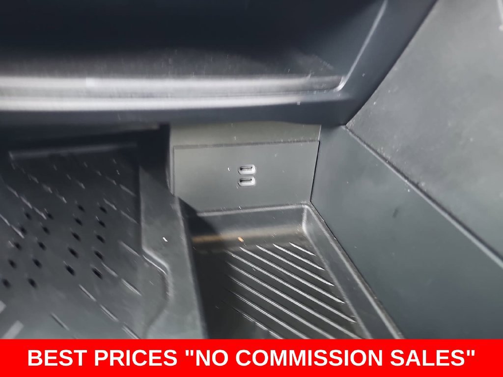 Used 2026 Chrysler Pacifica Limited w/ S Appearance Package FWD image 27