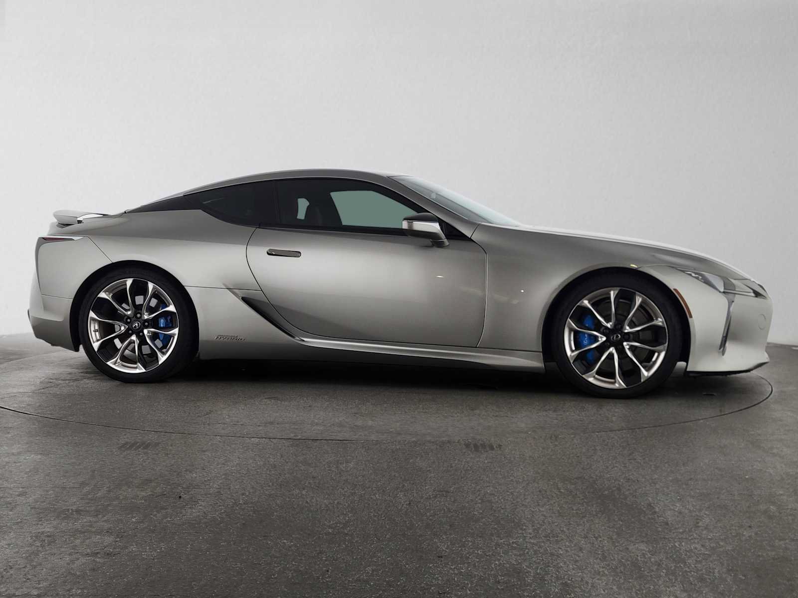 Used 2018 Lexus LC 500h w/ Performance Package RWD image 2